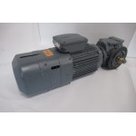 158 RPM 1,5 KW Asmaat 25 mm, geremd IE3. Unused. 